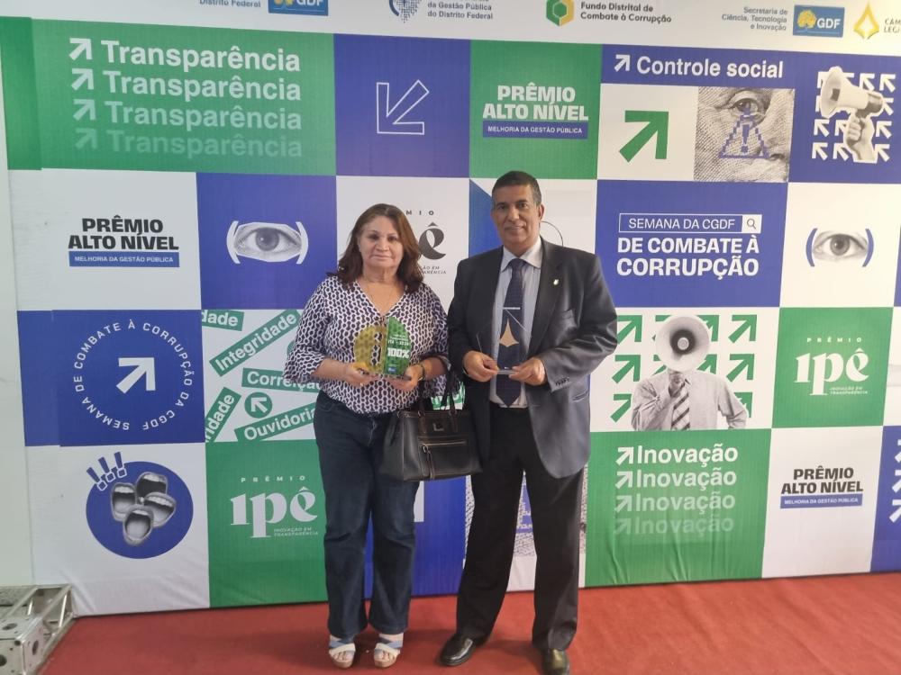 Capa da notícia: Funap/DF comemora conquistas históricas com prêmios de transparência e excelência na gestão
